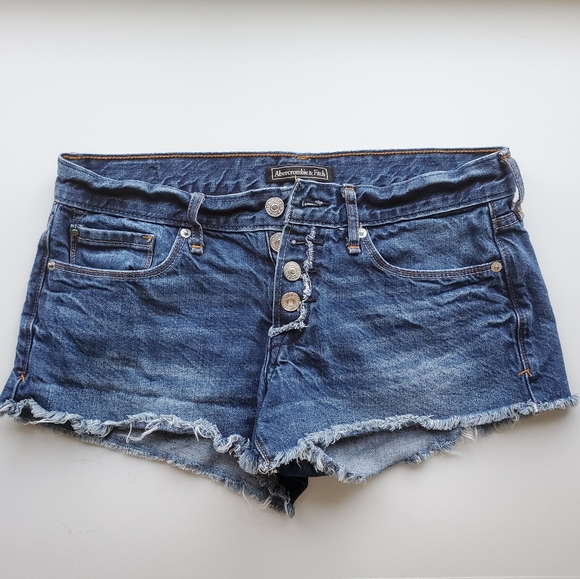 2 Dark Wash Denim Jean Shorts Bundle - Picture 5 of 8